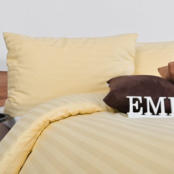 damaskove_zlate_obliecky_emi