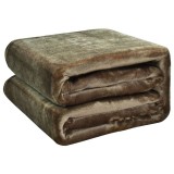 Smeđa deka od mikrofibre 150 x 200 cm EMI