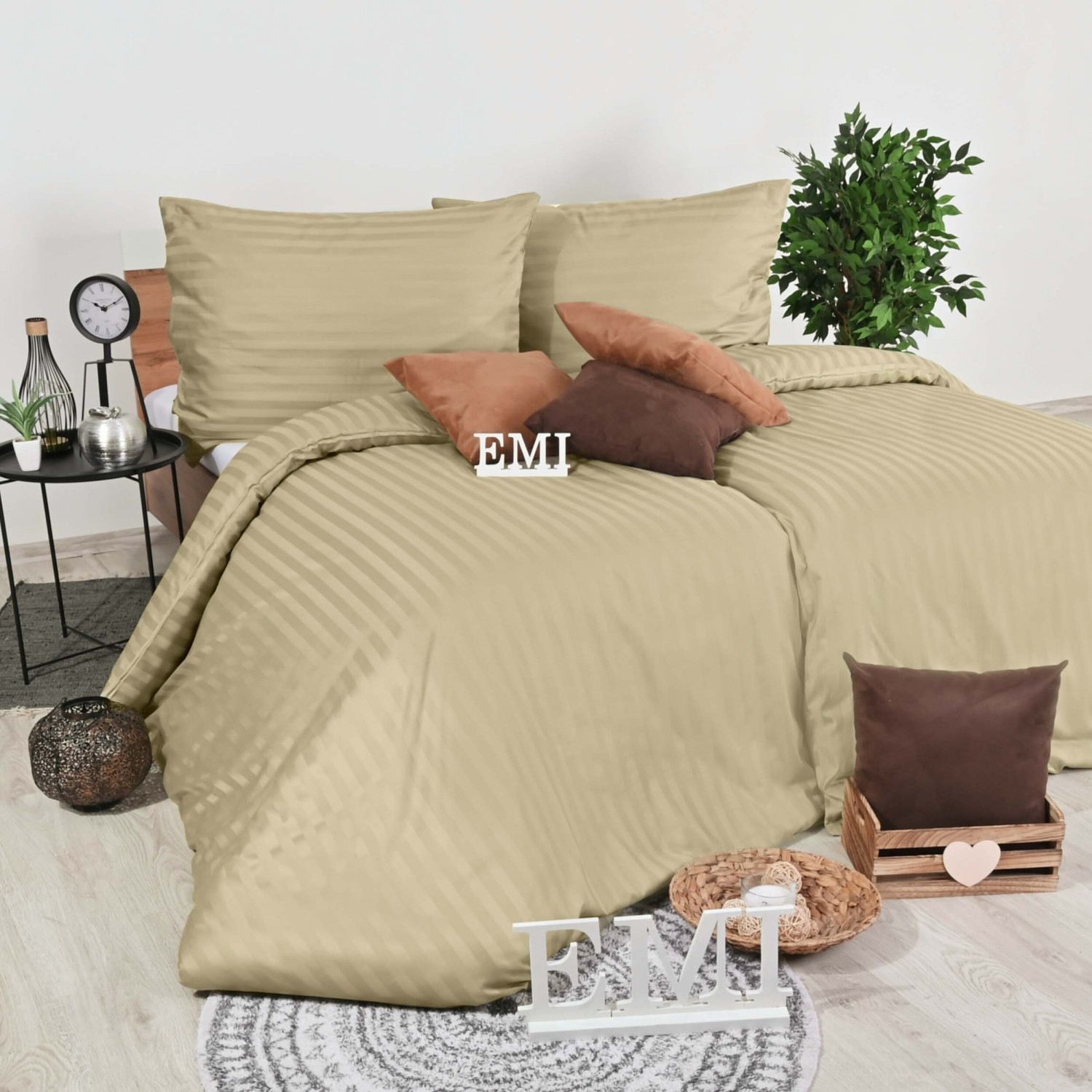 Posteljina od damask cappuccina EMI