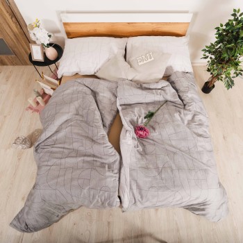 satenska_posteljina_velur_sivi_emi