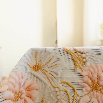 stolnjak_s_cvijećem_sylvet_za_stol