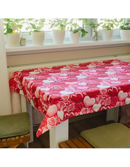 prakticni_stolnjak_za_stol_lovelin