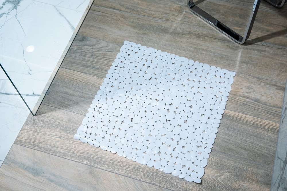 protuklizna_podloga_bijela