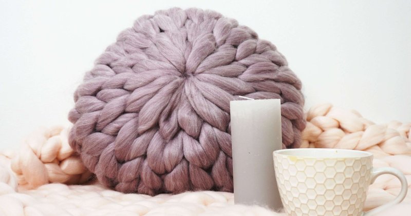 pleteni ukrasni pokrivač