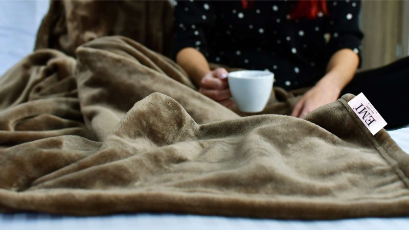 topla deka od mikrofibre 150 x 200