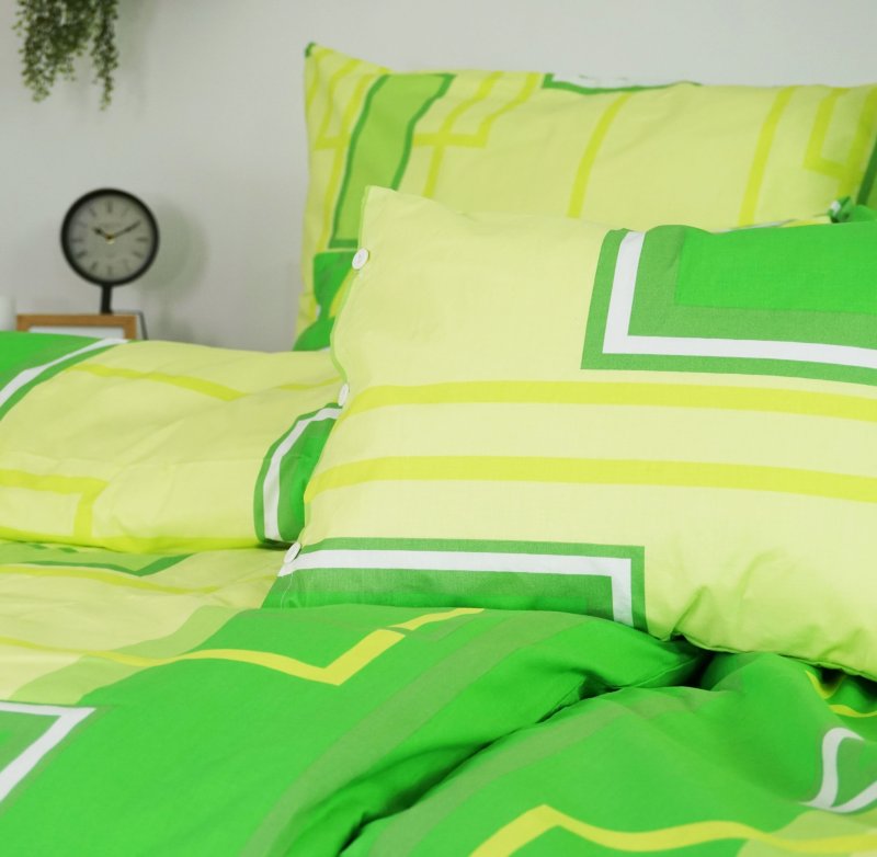 zelena pamučna odjeća