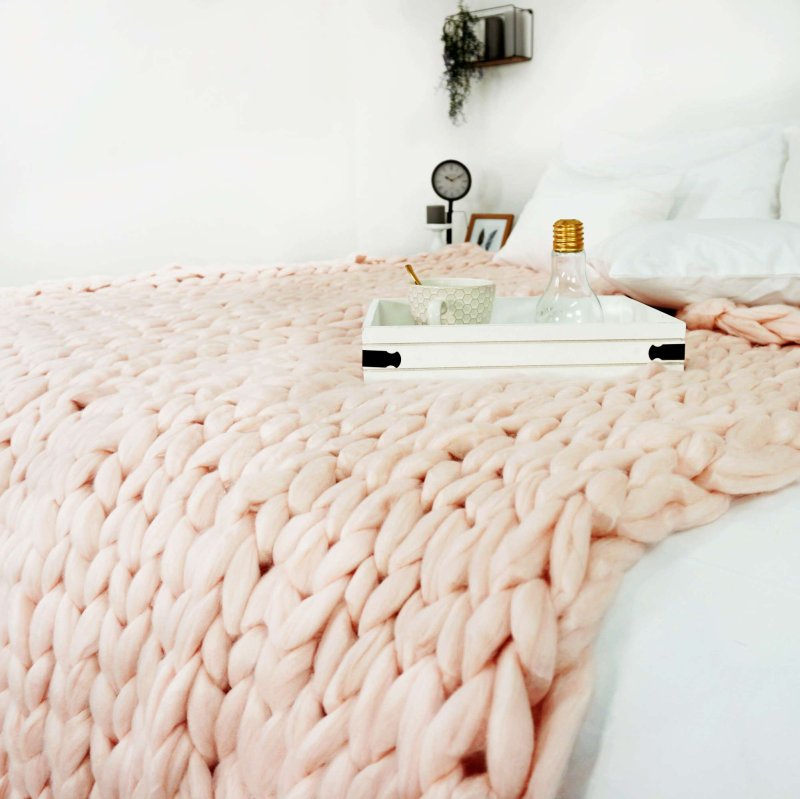 Pletena deka u boji marelice