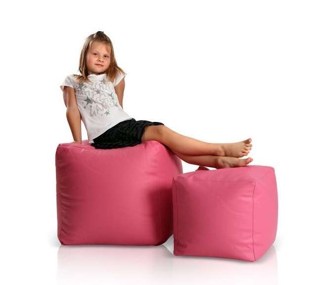 bean bag kockasti stolac roza
