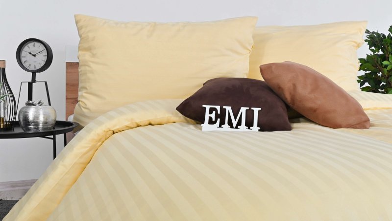 damask_haljine_zlatni_emi