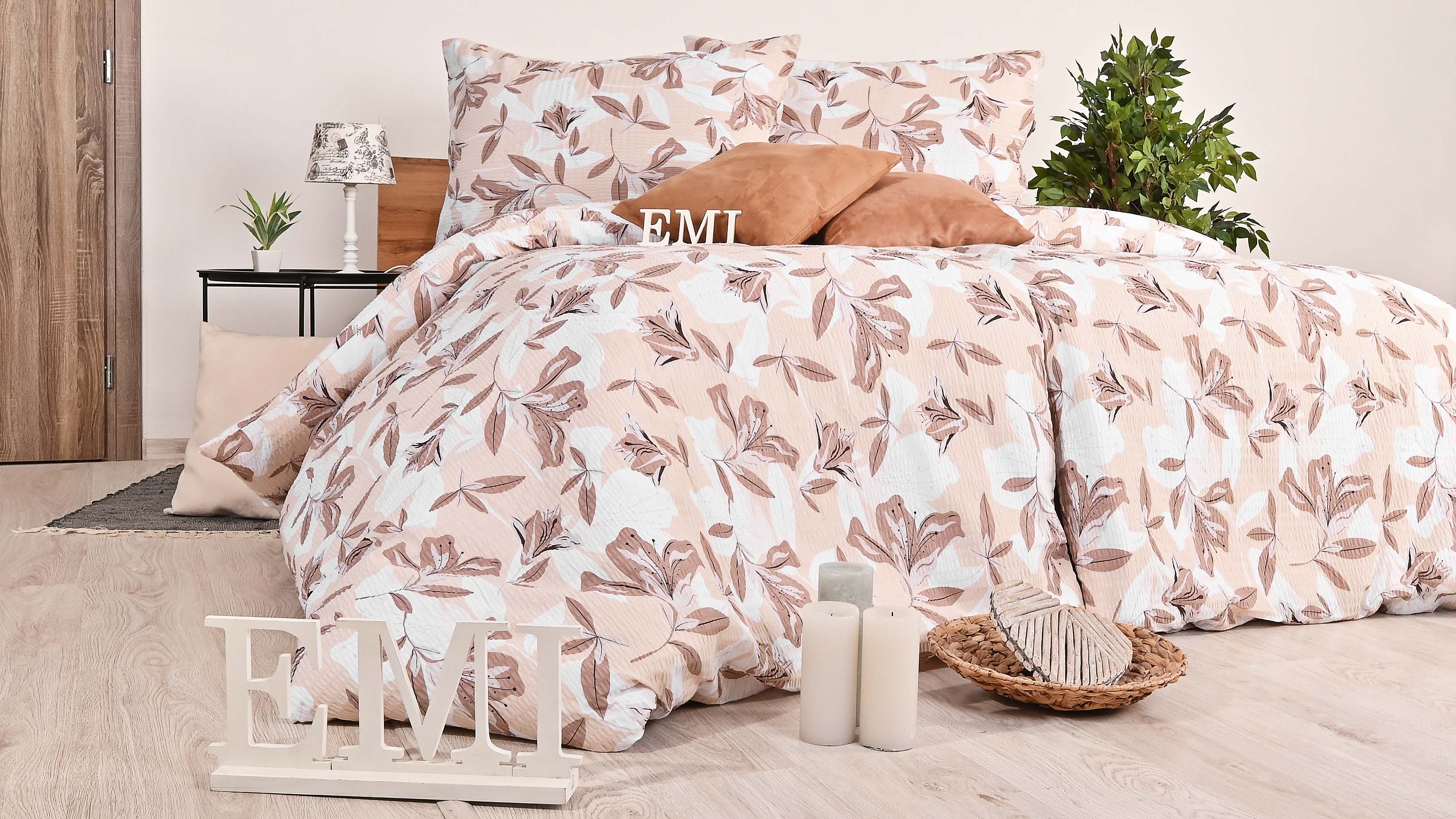 krep_odjeća_susan_emi