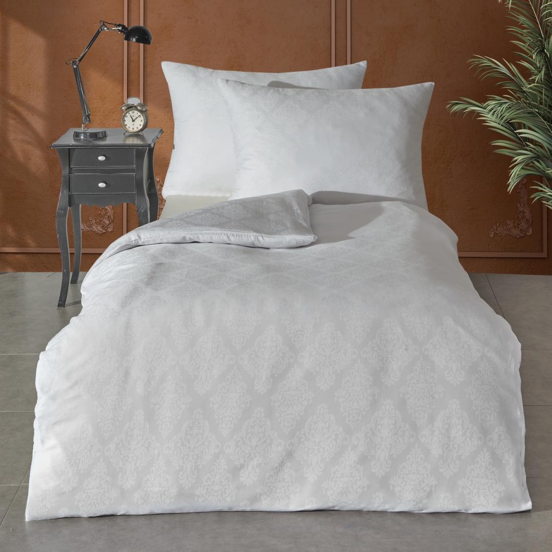 damast_clothes_aura_emi