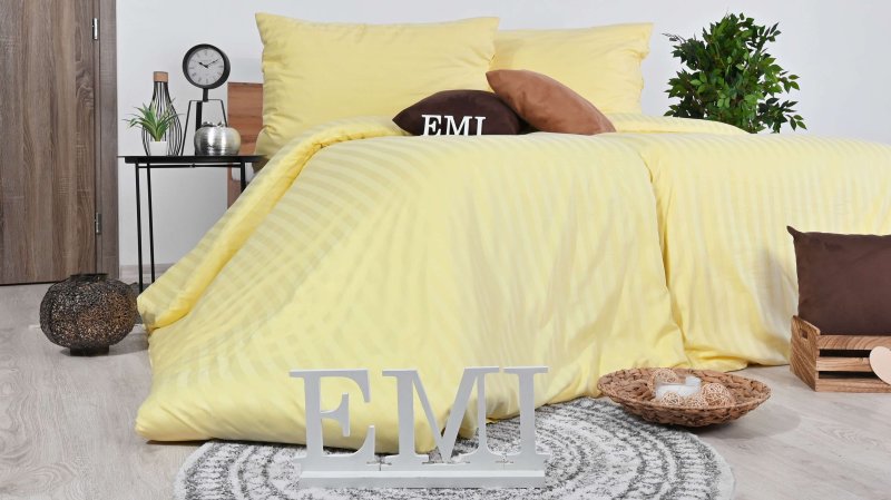 listovi žutog damasta