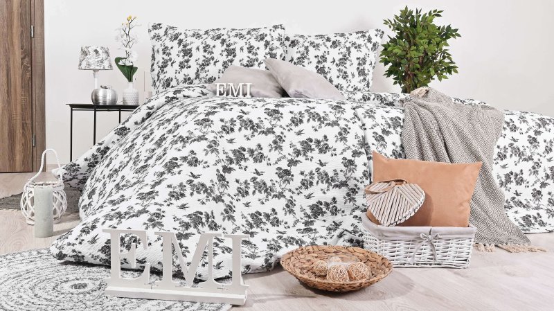 Crno-bijela Klarissa