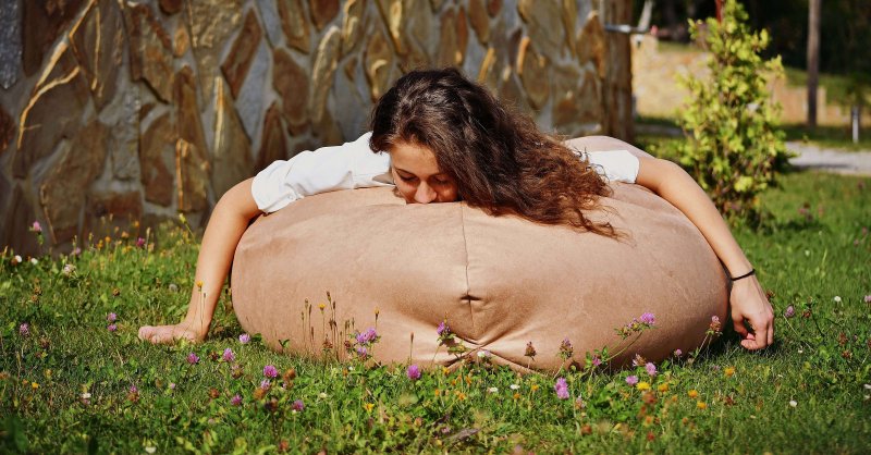 poluvreća za sjedenje