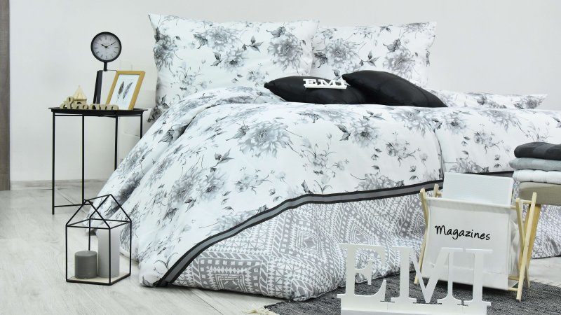 Simfonijske satenske haljine