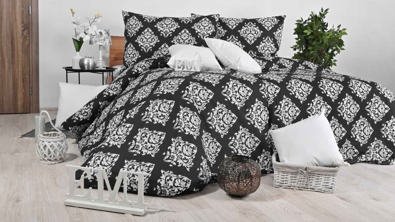 crna pamučna odjeća