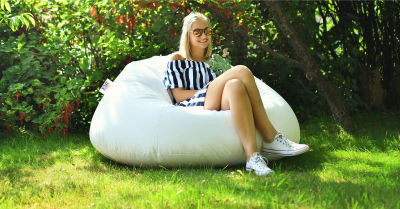 bijela bean bag