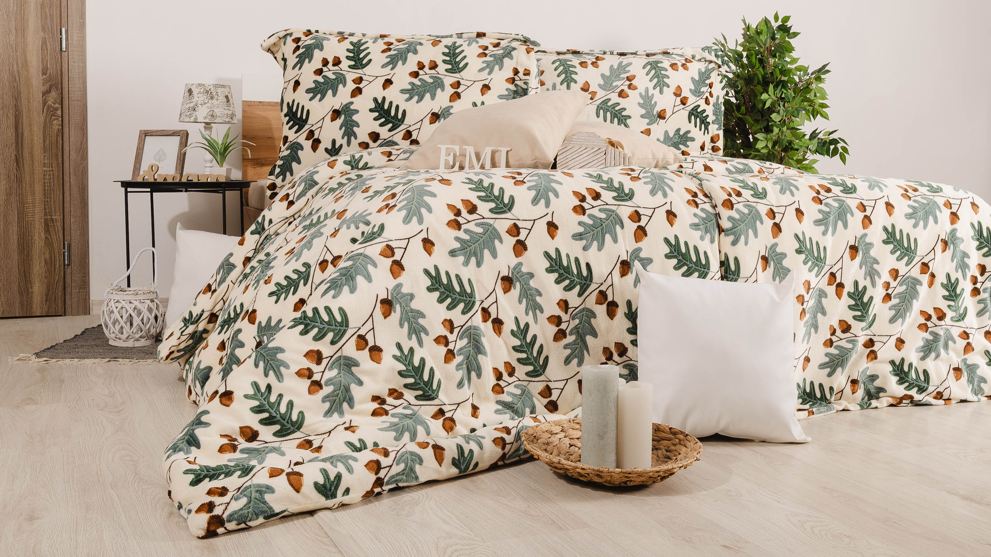 mikroplišna_odjeća_palmira_emi