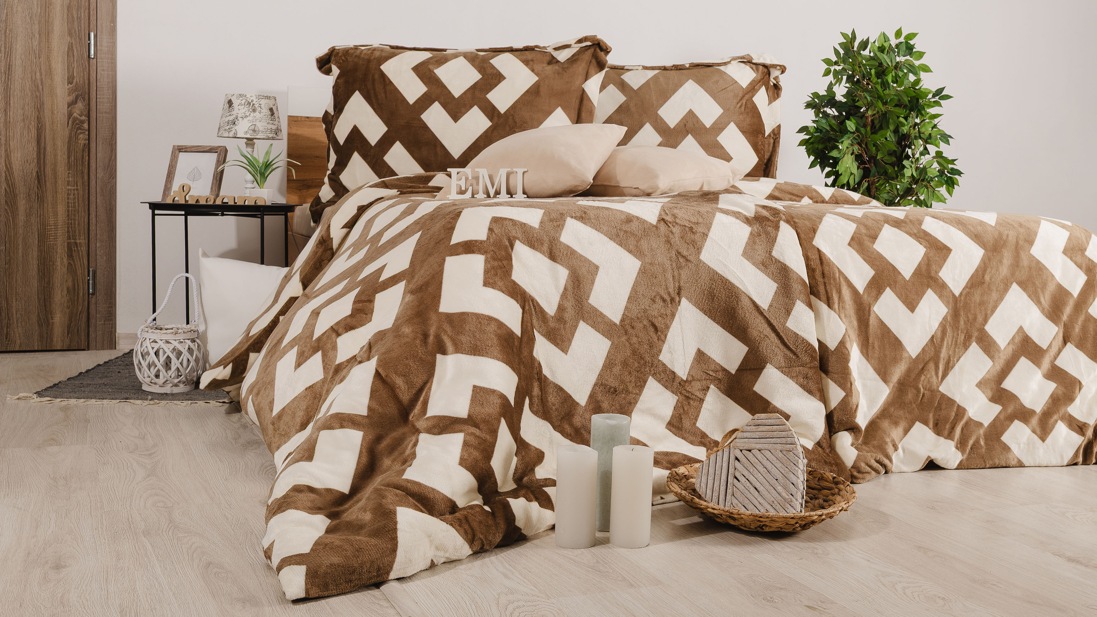 mikroplišna_odjeća_rustika_emi