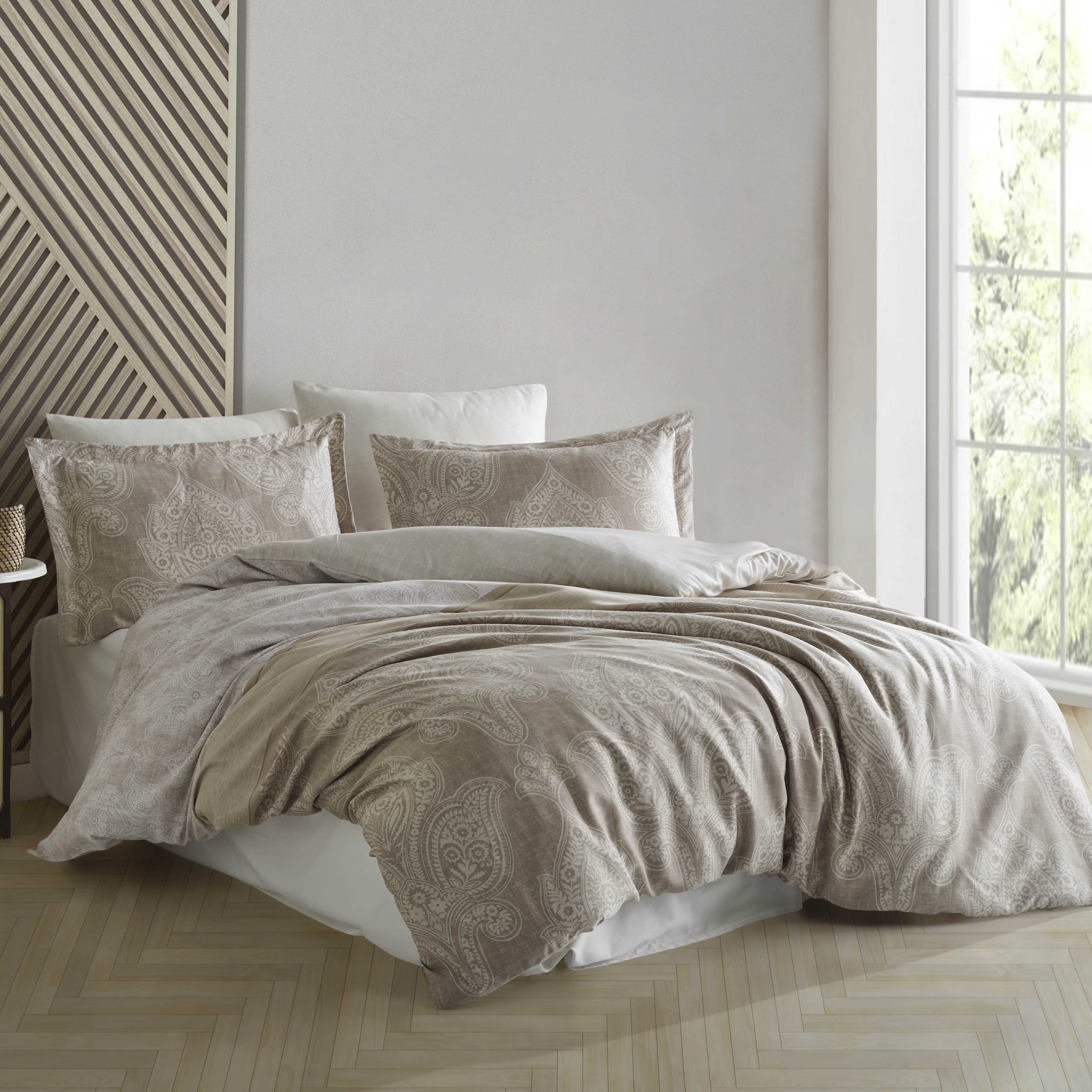 satenska_odjeća_mattias_emi